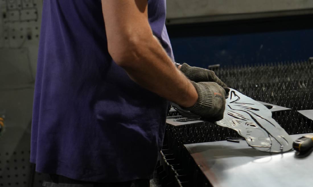 Découpe Laser Métal | Pliage pièces métalliques Petite Série | Épaisseur | L’atelier du Laser | Valence, Drôme